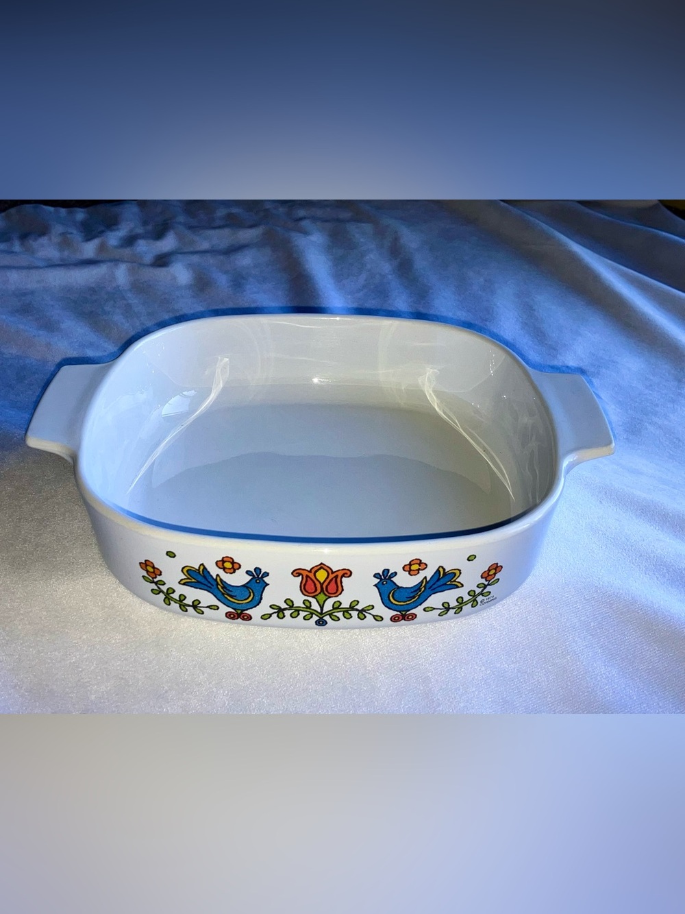 CorningWare Country Festival casserole dish 1975